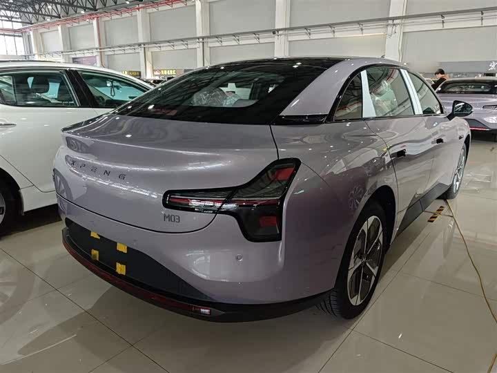 Фото 7 - XPeng Mona M03