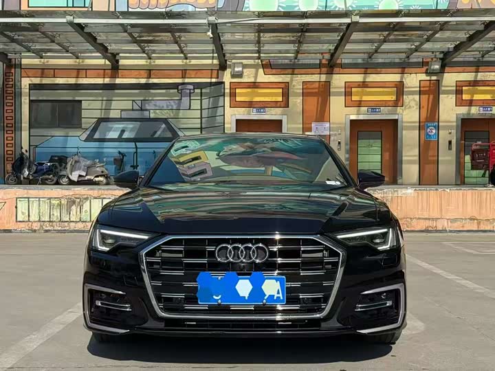 Фото 2 - Audi A6L