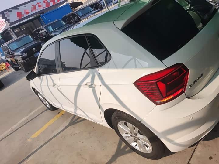 Фото 5 - Volkswagen Polo