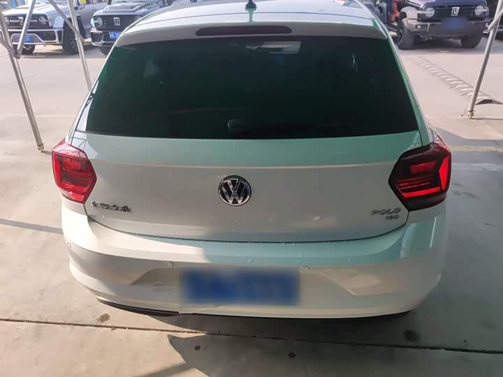 Фото 6 - Volkswagen Polo