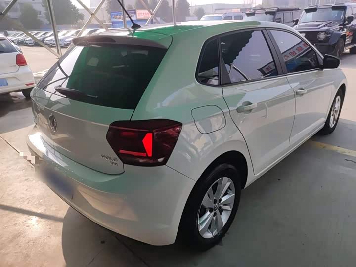 Фото 7 - Volkswagen Polo