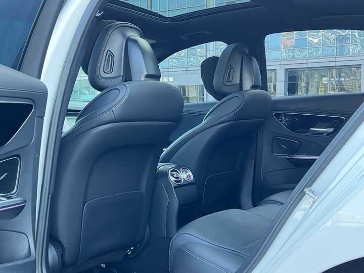 Фото 7 - Mercedes-Benz C-Class