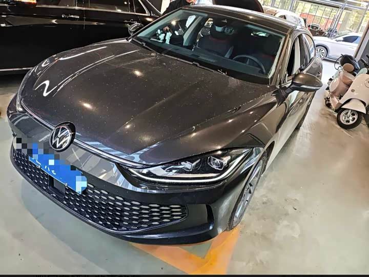 Фото 1 - Volkswagen Lamando L