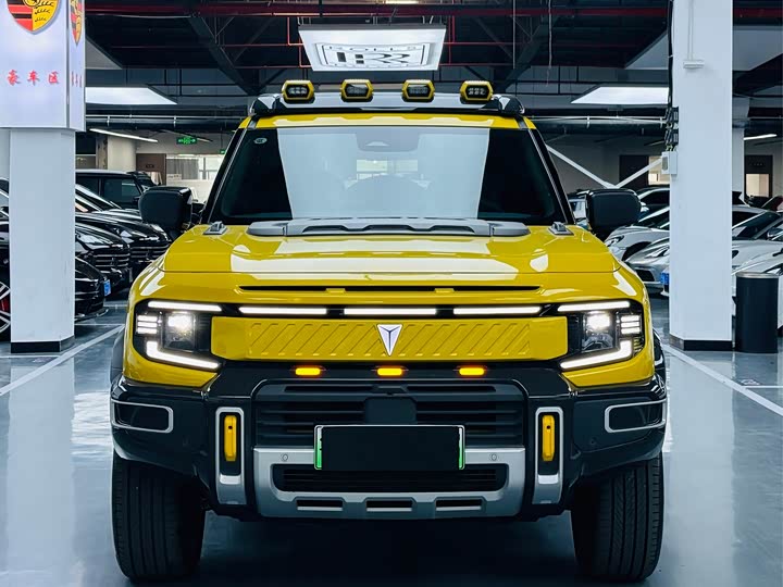 Фото 2 - Changan Deepal G318