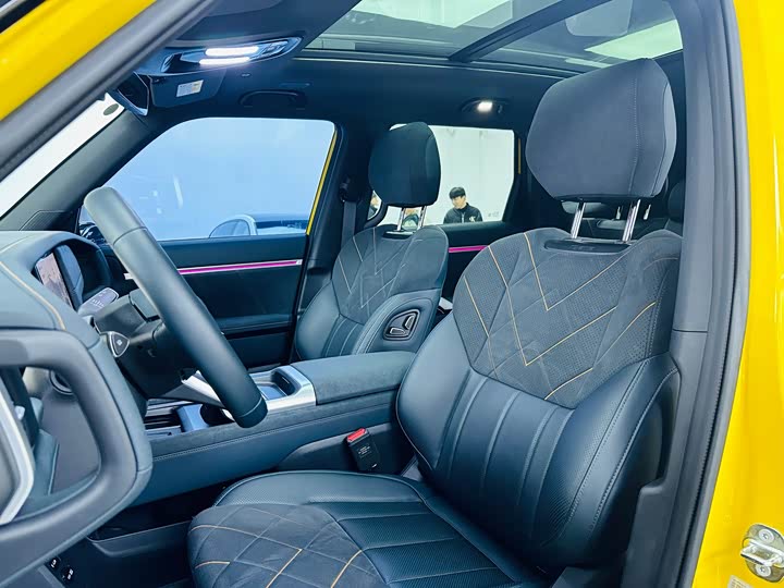 Фото 9 - Changan Deepal G318