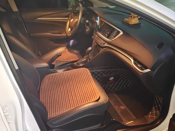 Фото 8 - Buick Excelle GT