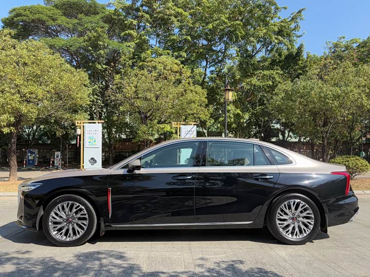 Фото 7 - Hongqi H5