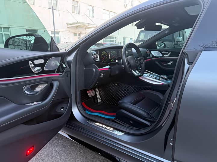 Фото 4 - Mercedes-Benz AMG GT