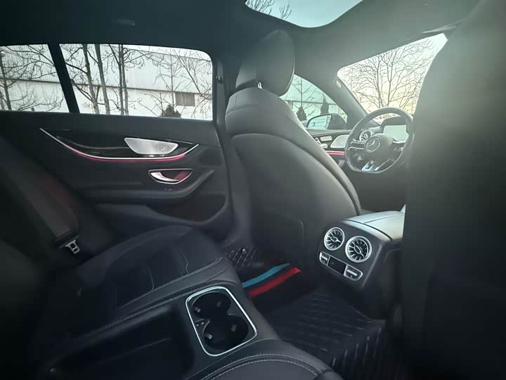 Фото 8 - Mercedes-Benz AMG GT