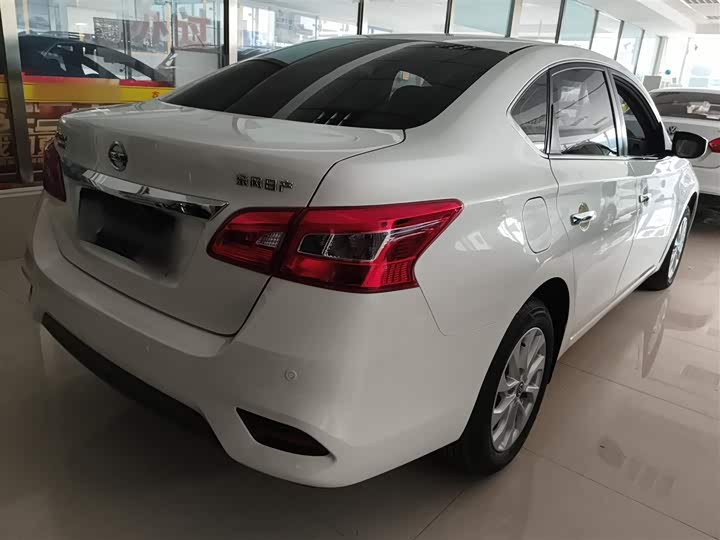 Фото 7 - Nissan Sylphy