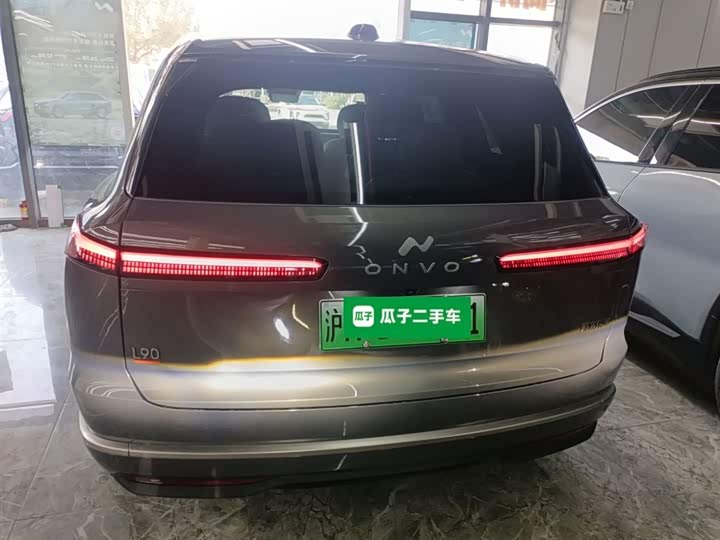 Фото 6 - Nio Onvo L90