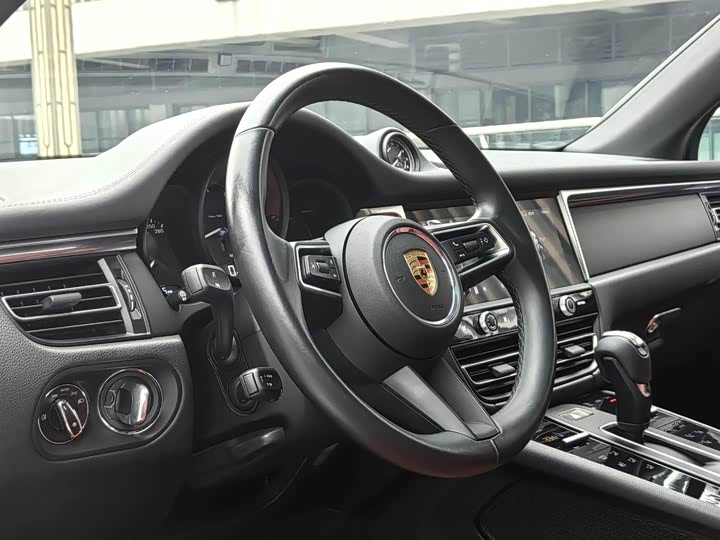 Фото 6 - Porsche Macan