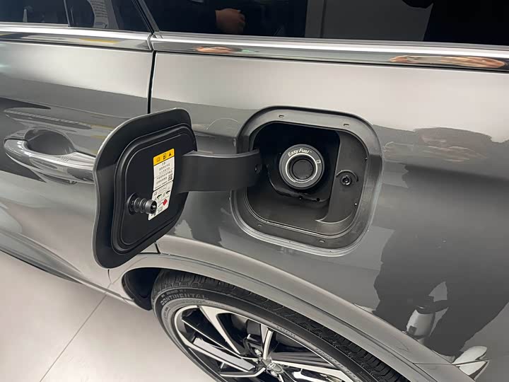 Фото 4 - Lincoln Corsair