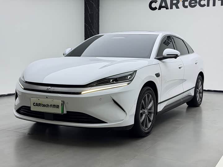 Фото 1 - BYD Qin L