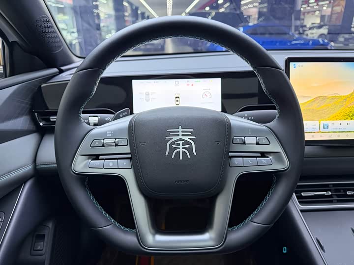 Фото 8 - BYD Qin L