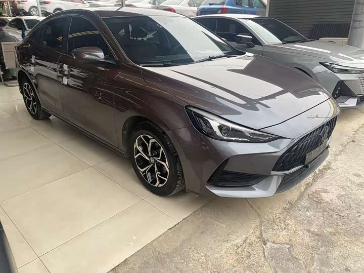 Фото 3 - MG Motor 5