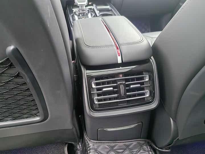 Фото 8 - Hongqi HS5