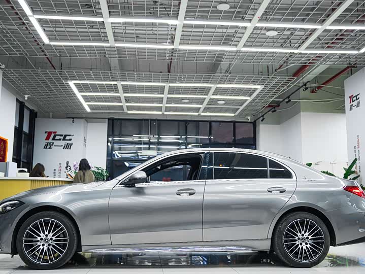 Фото 3 - Mercedes-Benz C-Class