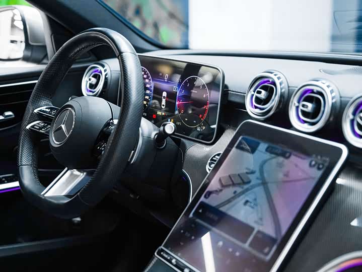 Фото 4 - Mercedes-Benz C-Class