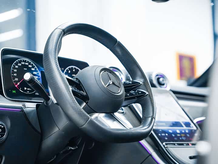 Фото 6 - Mercedes-Benz C-Class