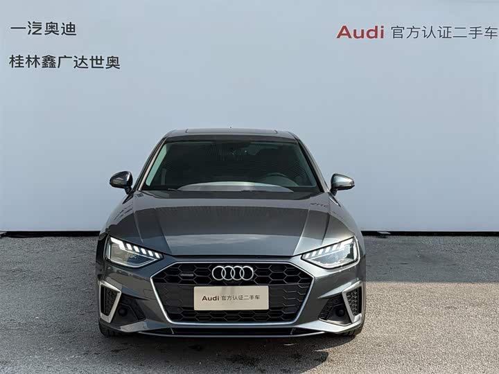 Фото 2 - Audi A4L