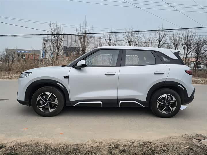 Фото 5 - BYD Yuan Up