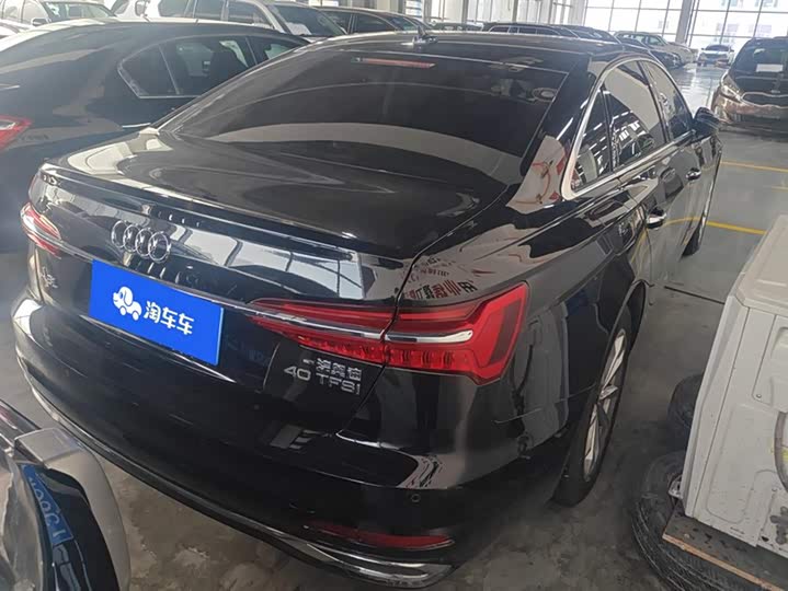 Фото 3 - Audi A6L