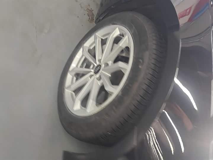 Фото 6 - Audi A6L