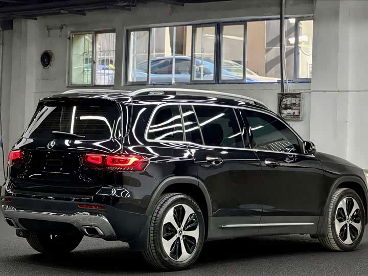 Фото 6 - Mercedes-Benz GLB-Class