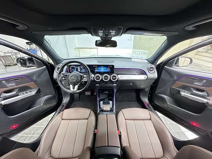 Фото 7 - Mercedes-Benz GLB-Class