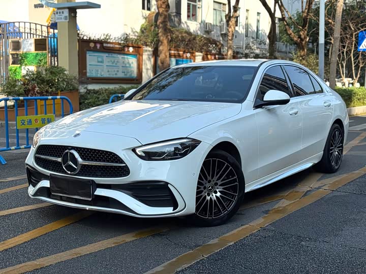 Фото 1 - Mercedes-Benz C-Class