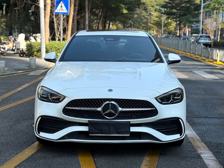 Фото 4 - Mercedes-Benz C-Class