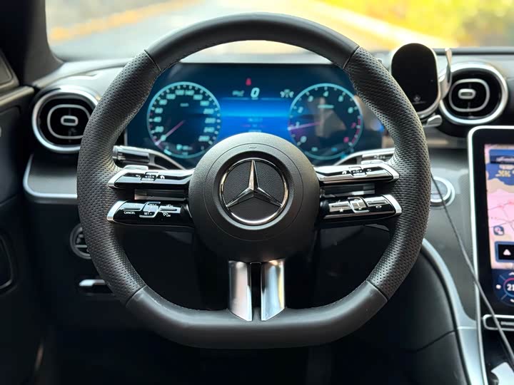 Фото 9 - Mercedes-Benz C-Class