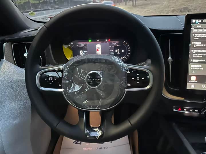 Фото 7 - Volvo XC60