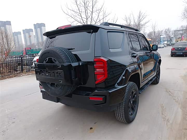 Фото 7 - Tank 400