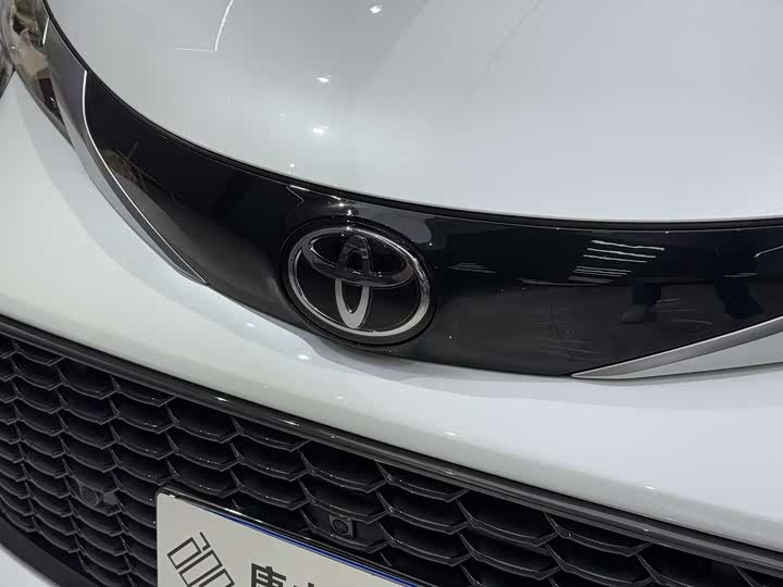 Фото 6 - Toyota Granvia