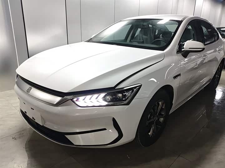 Фото 2 - BYD Qin Plus