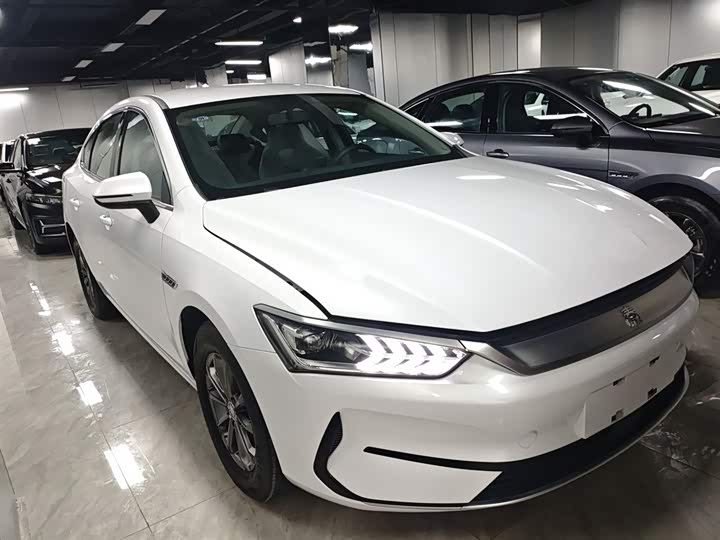 Фото 4 - BYD Qin Plus