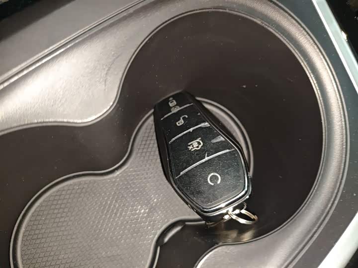 Фото 9 - BYD Qin Plus