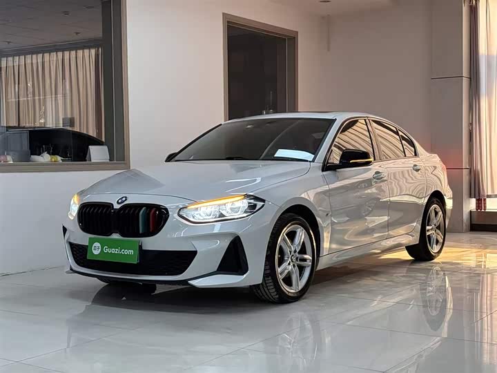 Фото 1 - BMW 1 Series