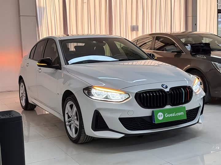 Фото 4 - BMW 1 Series