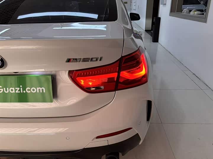 Фото 8 - BMW 1 Series