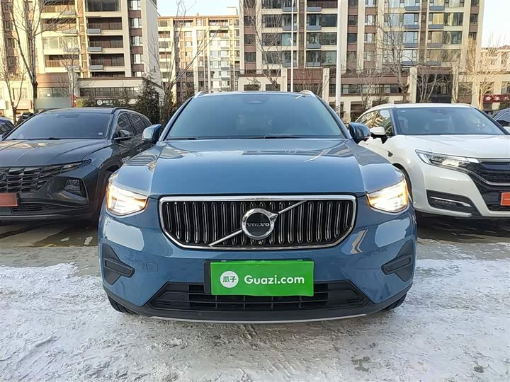 Фото 3 - Volvo XC40