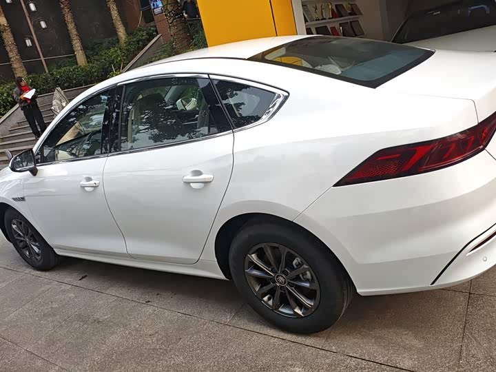 Фото 5 - BYD Qin Plus