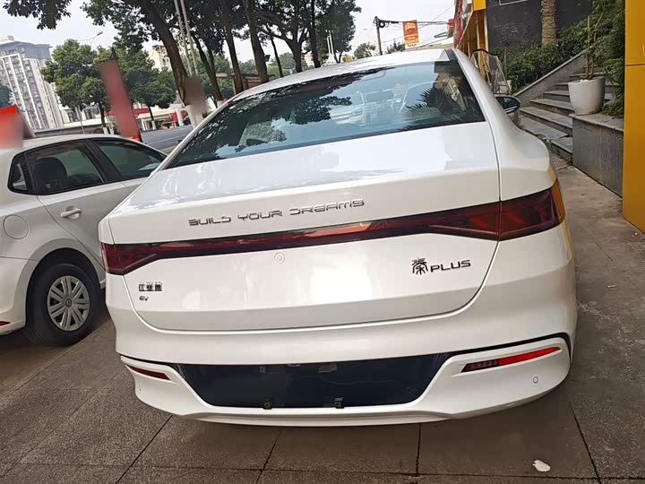 Фото 6 - BYD Qin Plus