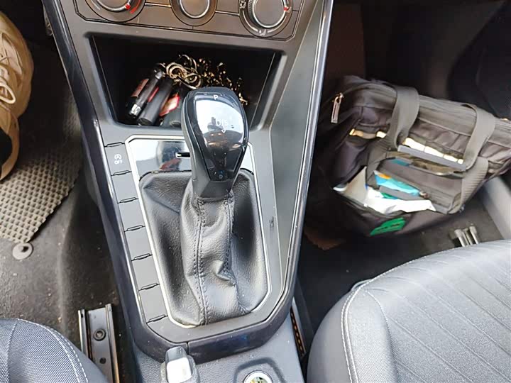 Фото 6 - Volkswagen Lavida