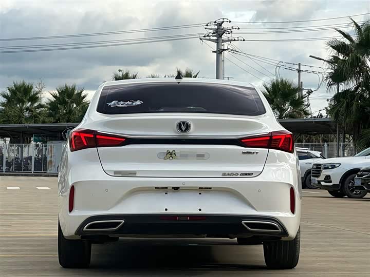 Фото 7 - Changan Eado Plus