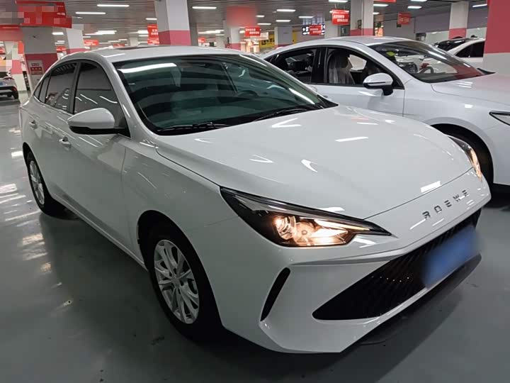 Фото 4 - Roewe i5