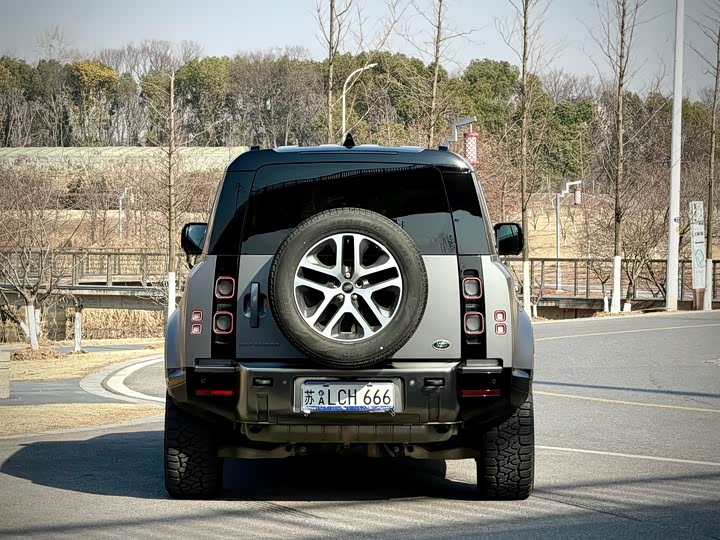 Фото 5 - Land Rover Defender