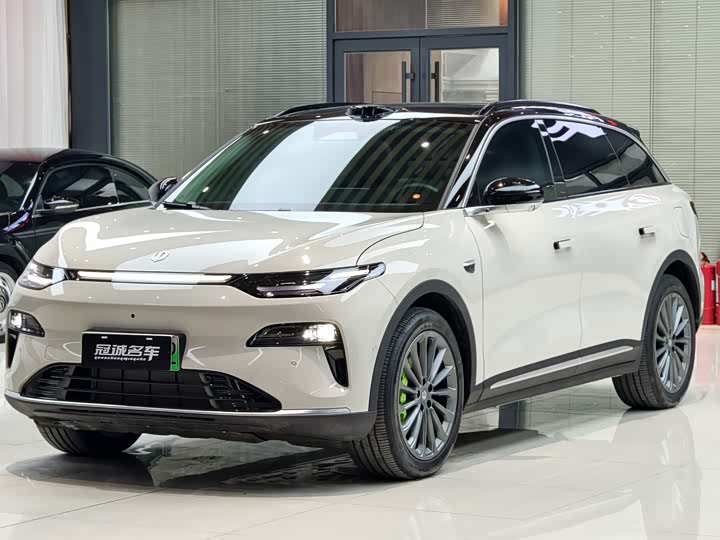 Фото 1 - Leapmotor C11